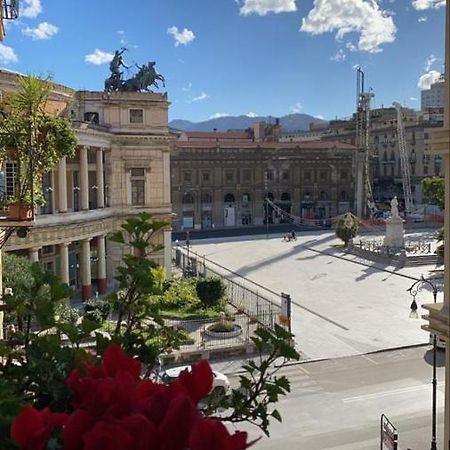 Ferienwohnung Da Nelly Al Politeama Palermo Exterior foto