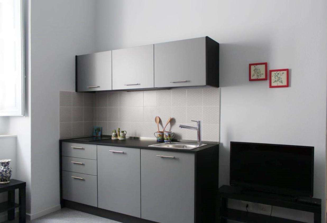 Ferienwohnung Da Nelly Al Politeama Palermo Exterior foto